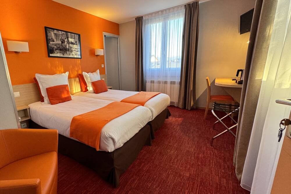 Photo of Bedroom in Divonne-les-Bains