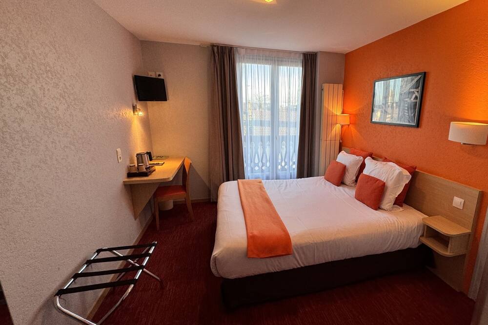 Photo of Bedroom in Divonne-les-Bains
