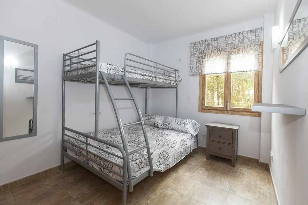 Photo of Bedroom in Urbanitzacio Gotmar