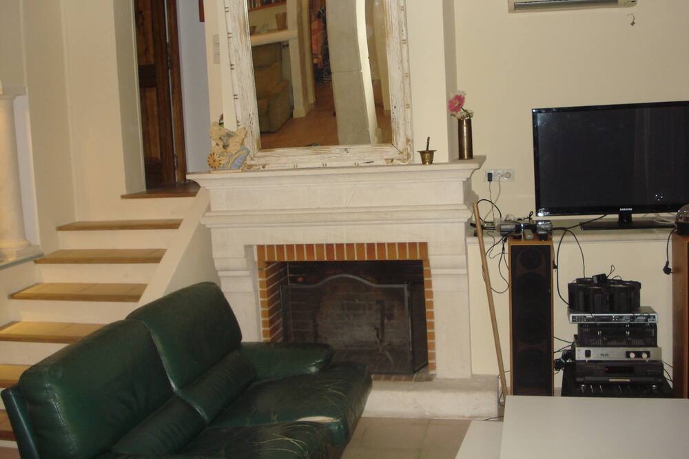 Photo of Livingroom in Morieres-les-Avignon