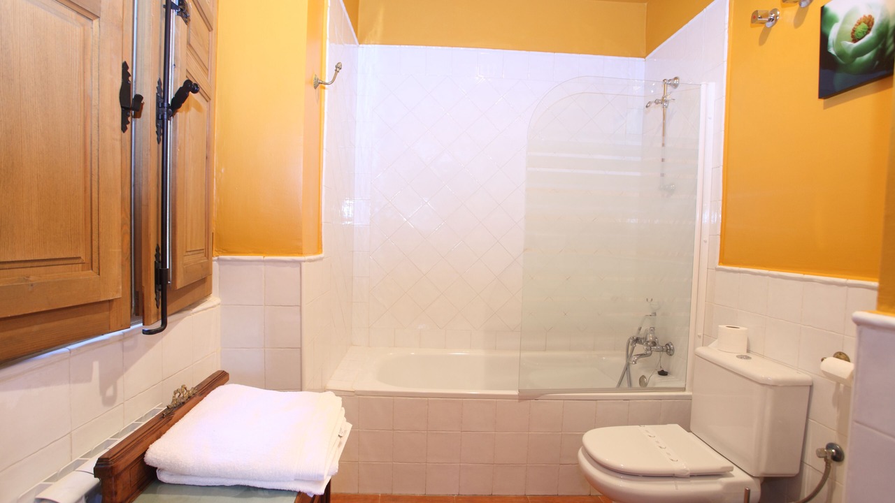 Photo of Bathroom in La Adrada