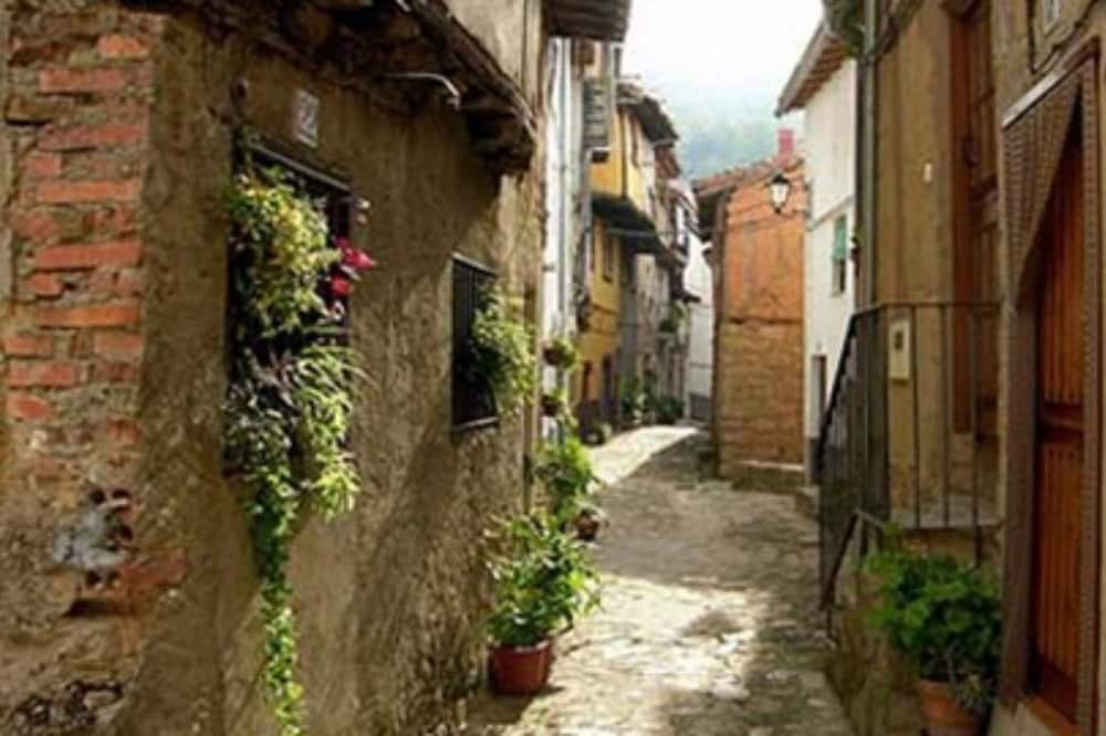 Photo of Outdoor in Guijo de Santa Barbara
