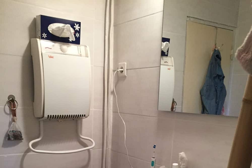 Photo of Bathroom in Rencurel