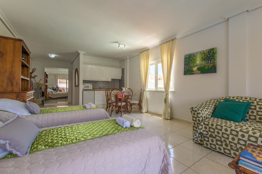 Photo of Bedroom in Chayofa