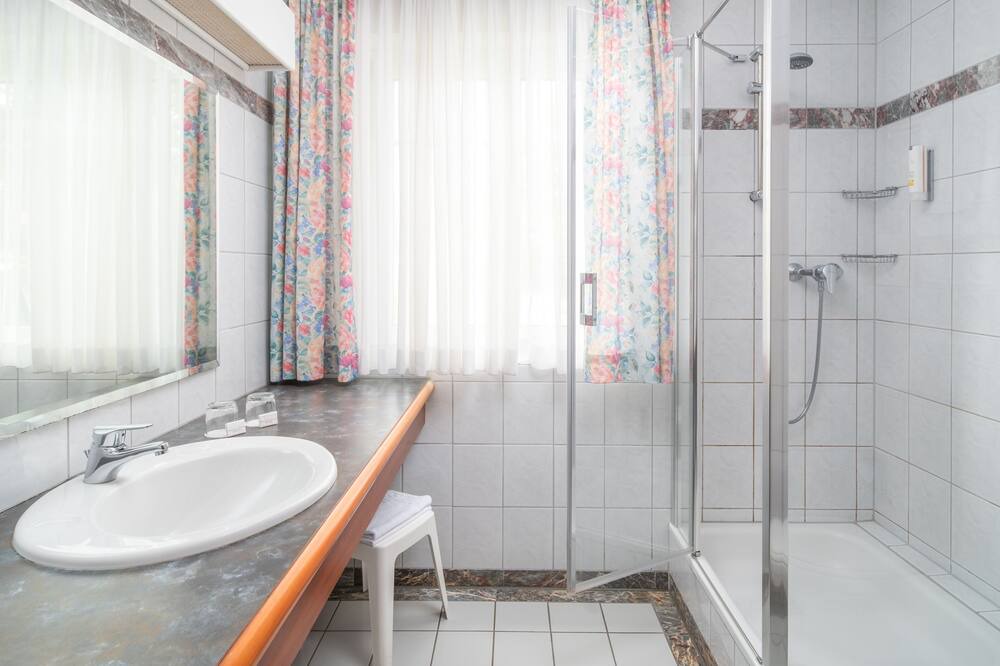 Photo of Bathroom in Oberursel