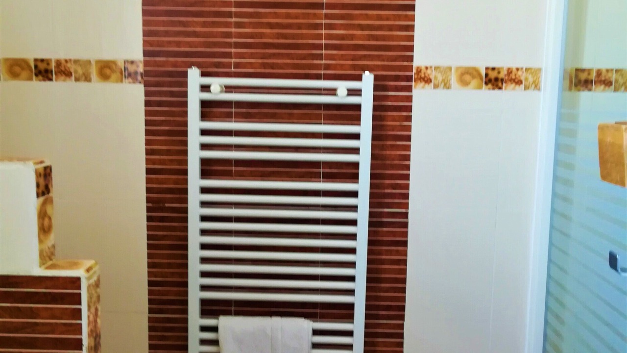 Photo of Bathroom in Saint-Chamas