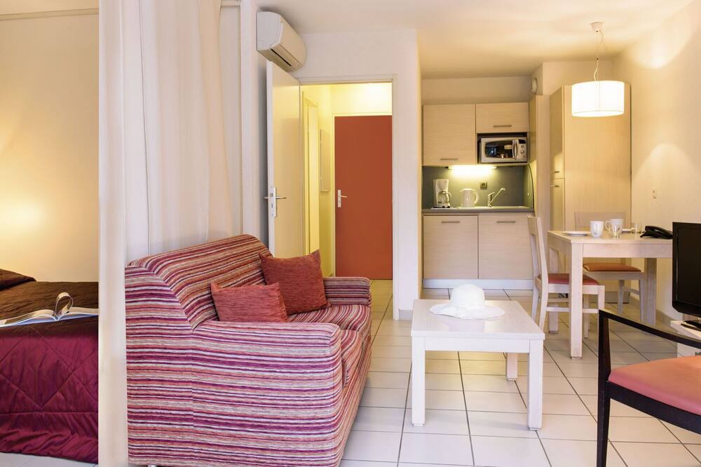Photo of Bedroom in Divonne-les-Bains