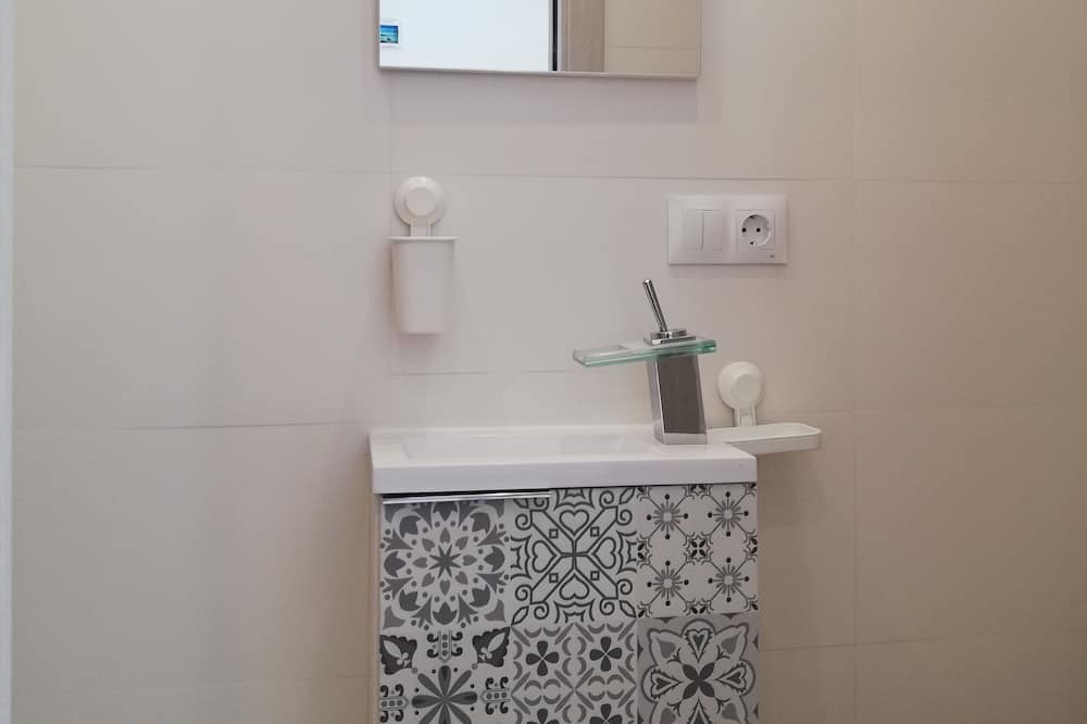 Photo of Bathroom in Llevant