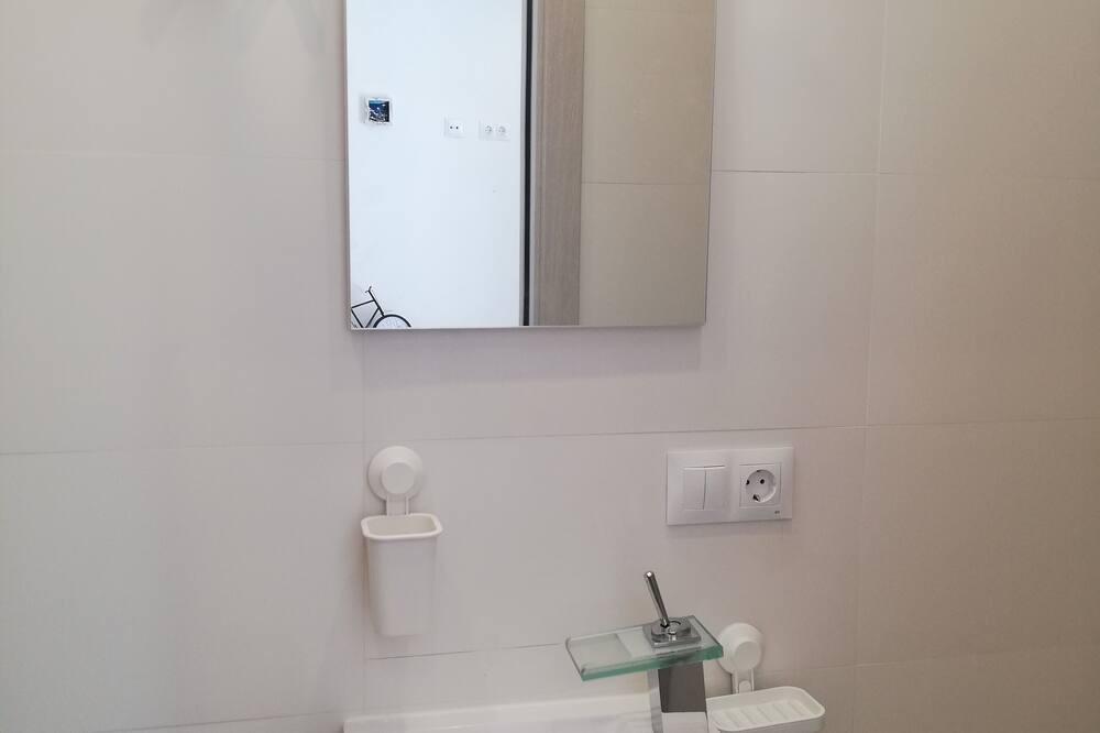 Photo of Bathroom in Llevant