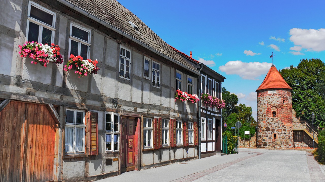 Photo of Others in Burg