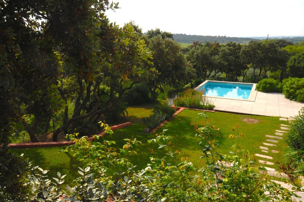 Photo of Outdoor in Cabrieres