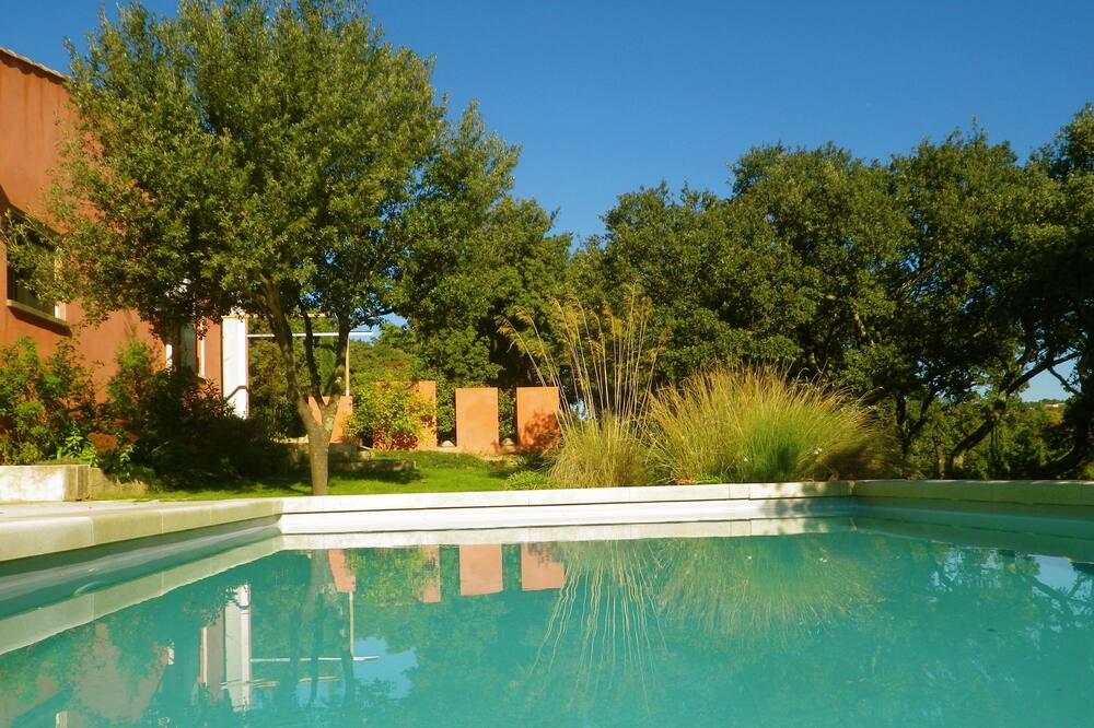 Photo of Outdoor in Cabrieres