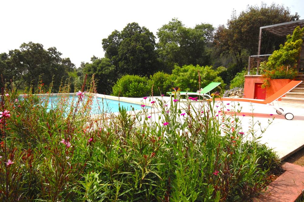 Photo of Outdoor in Cabrieres