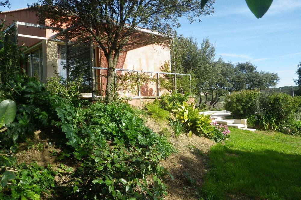 Photo of Outdoor in Cabrieres