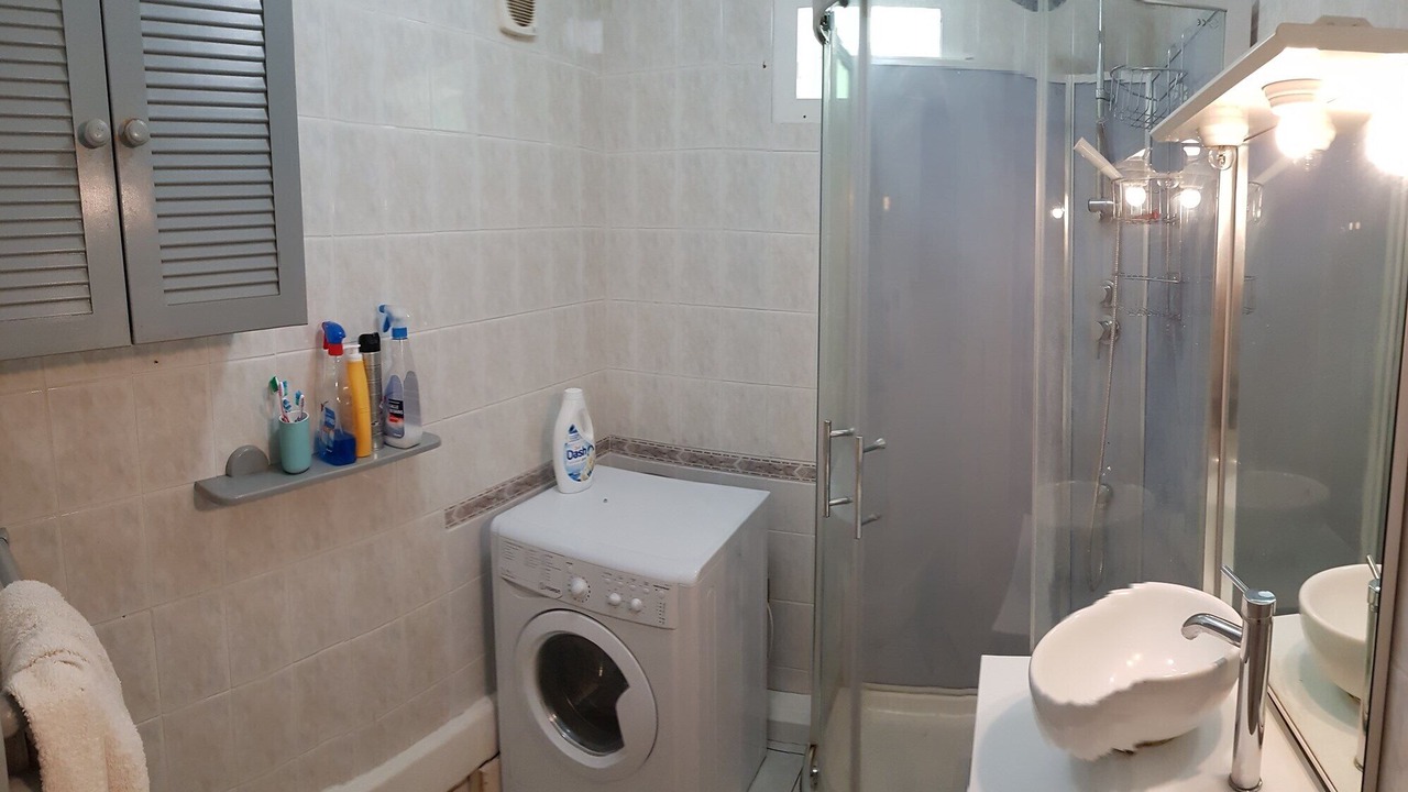 Photo of Bathroom in Lemasson