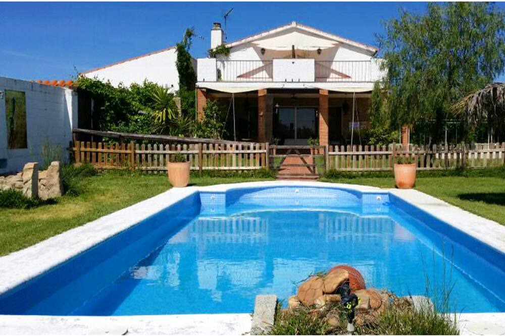 Photo of Outdoor in Mirandilla