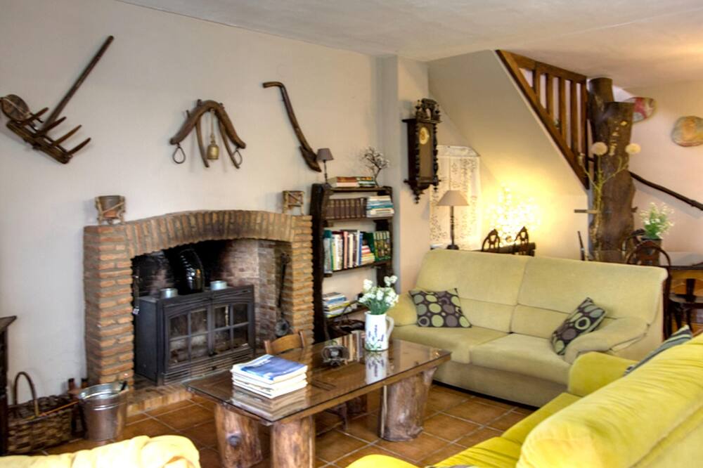 Photo of Livingroom in Mirandilla