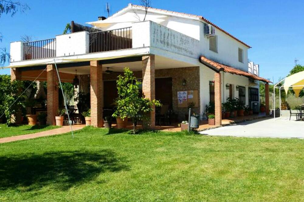 Photo of Outdoor in Mirandilla