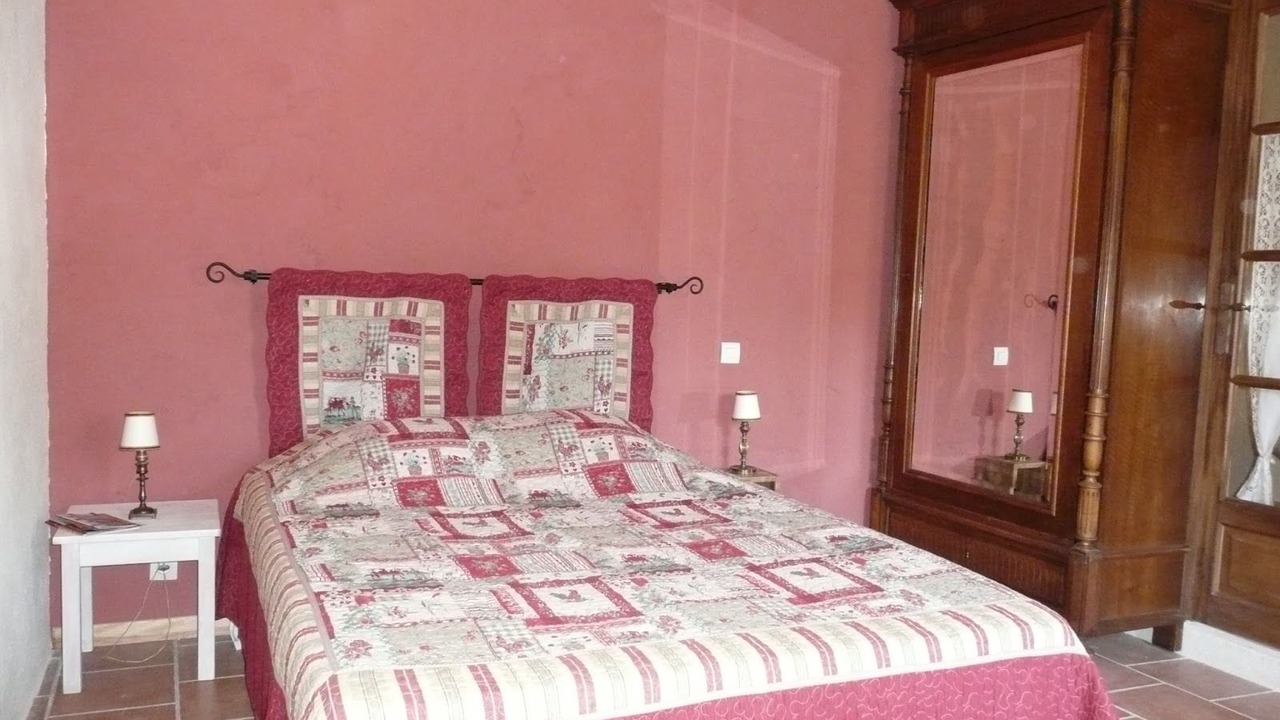 Photo of Bedroom in Saint-Paul-Trois-Chateaux