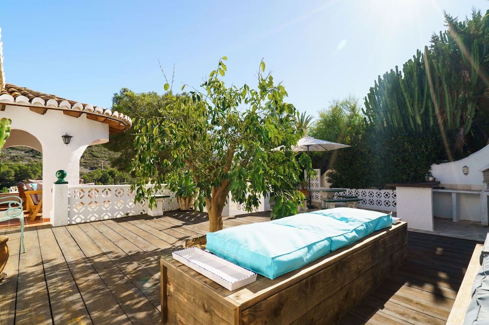 Photo of Outdoor in Arnella