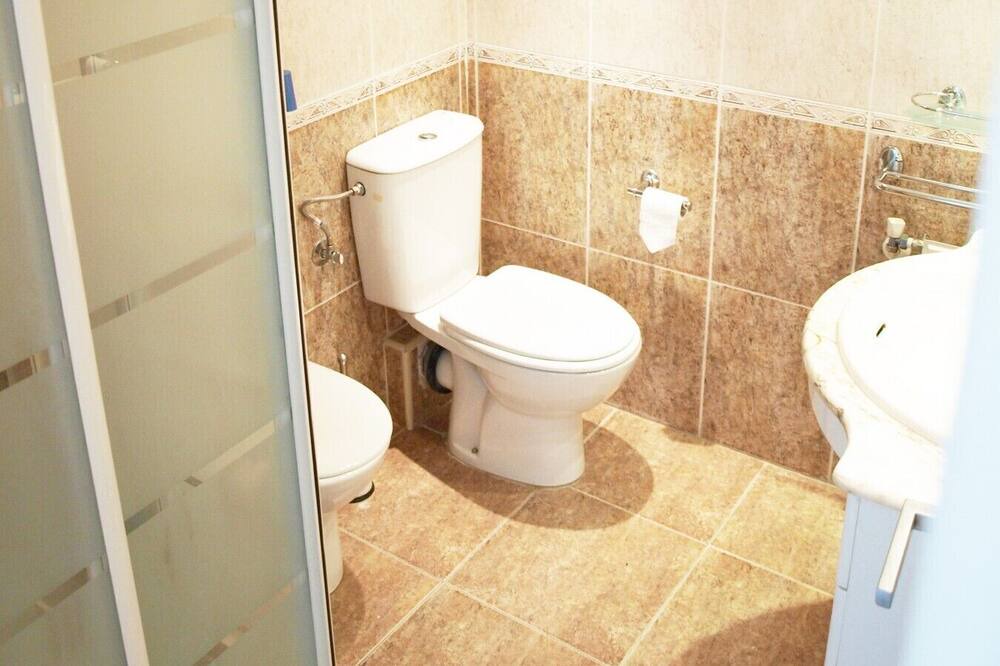Photo of Bathroom in Penya-roja