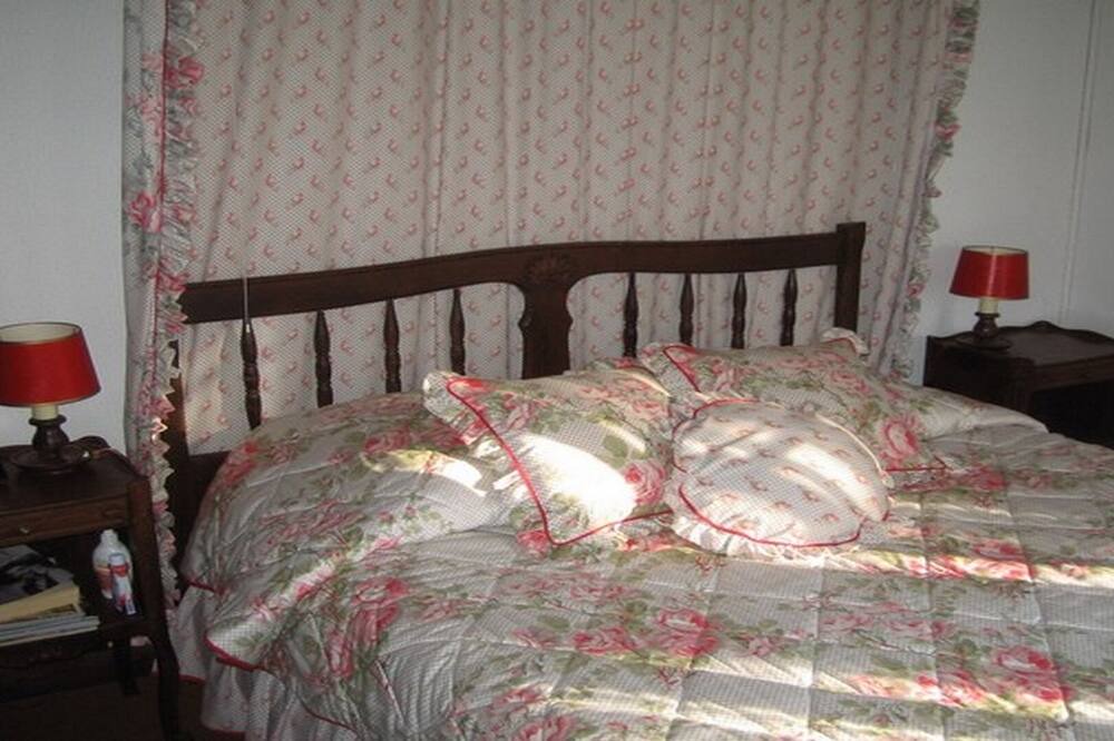 Photo of Bedroom in Saint-Maurice-Crillat