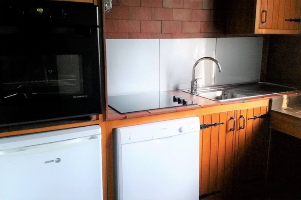 Photo of Kitchen in Saint-Maurice-Crillat