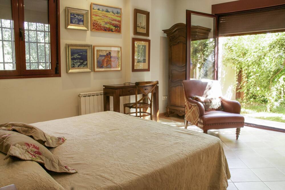 Photo of Bedroom in Badajoz
