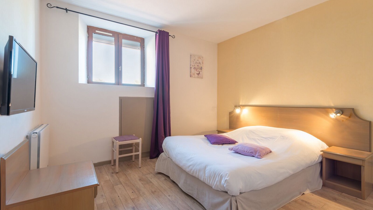 Photo of Bedroom in Vic-en-Bigorre