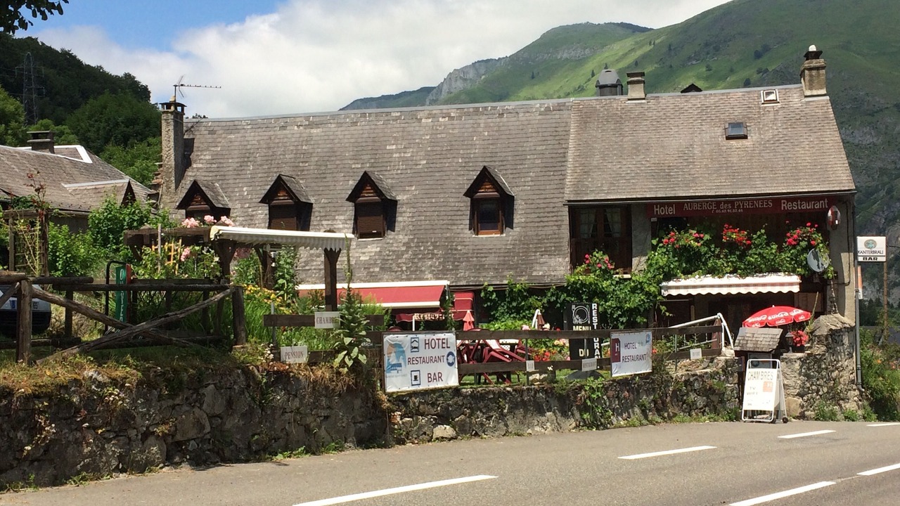 Photo of Outdoor in Campan