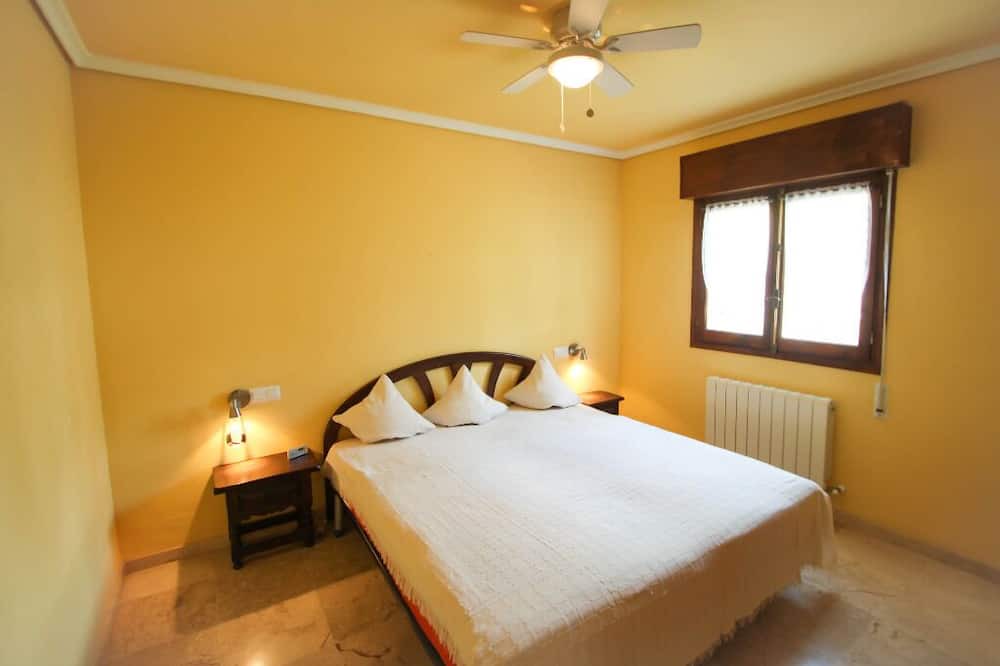 Photo of Bedroom in Arnella