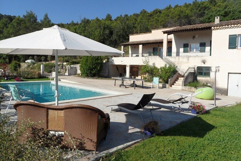 Photo of Outdoor in Le Puy-Sainte-Reparade
