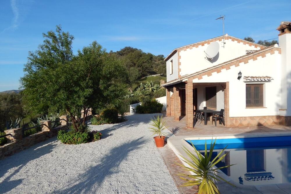 Photo of Outdoor in Los Romanes