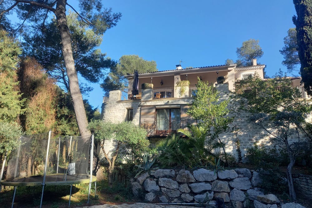 Photo of Outdoor in Saint-Etienne-du-Gres