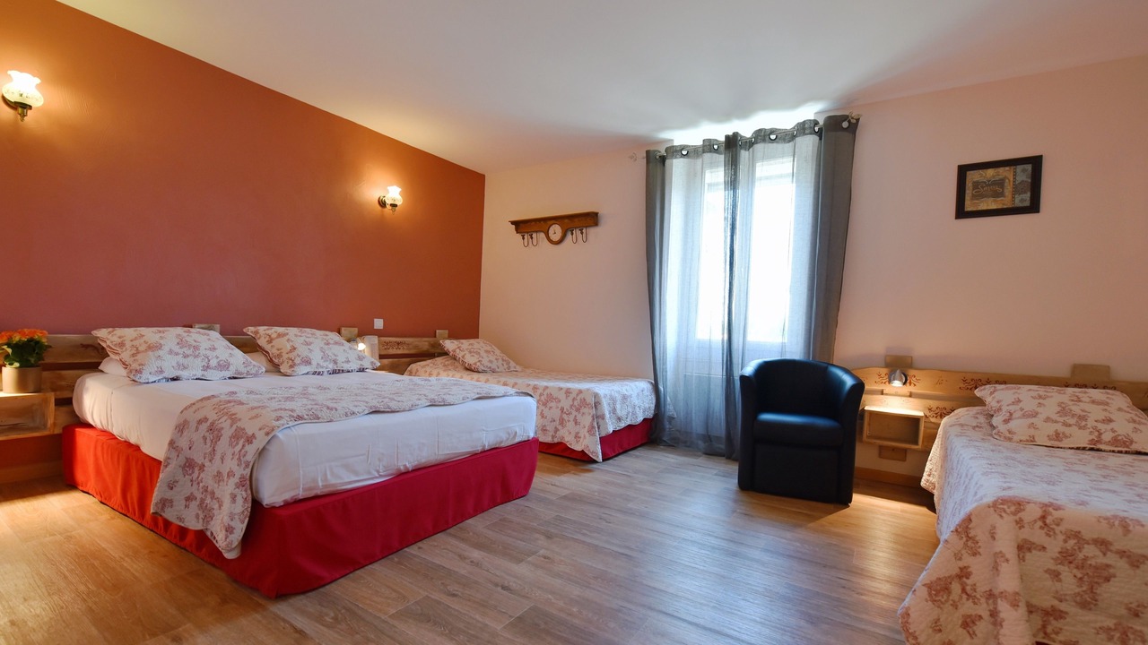 Photo of Bedroom in Entraigues-sur-la-Sorgue