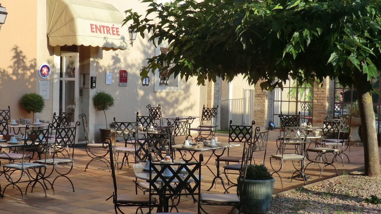Photo of Patio Balcony in Entraigues-sur-la-Sorgue