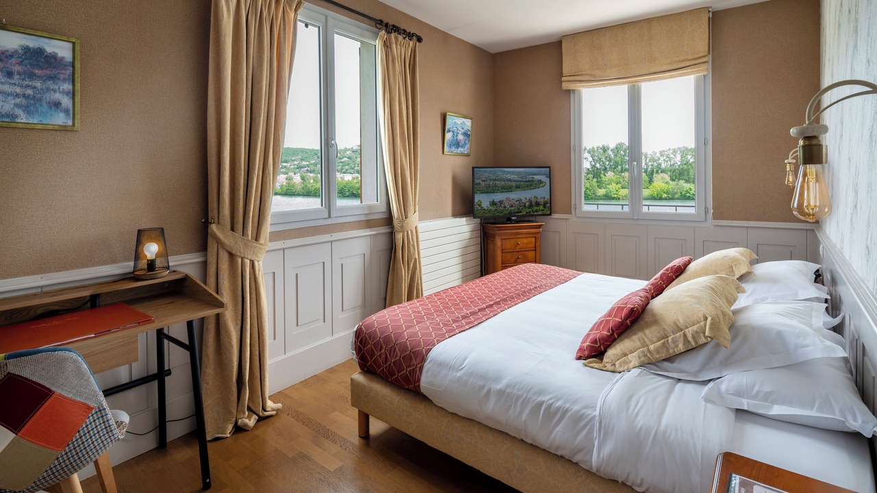 Photo of Bedroom in Condrieu