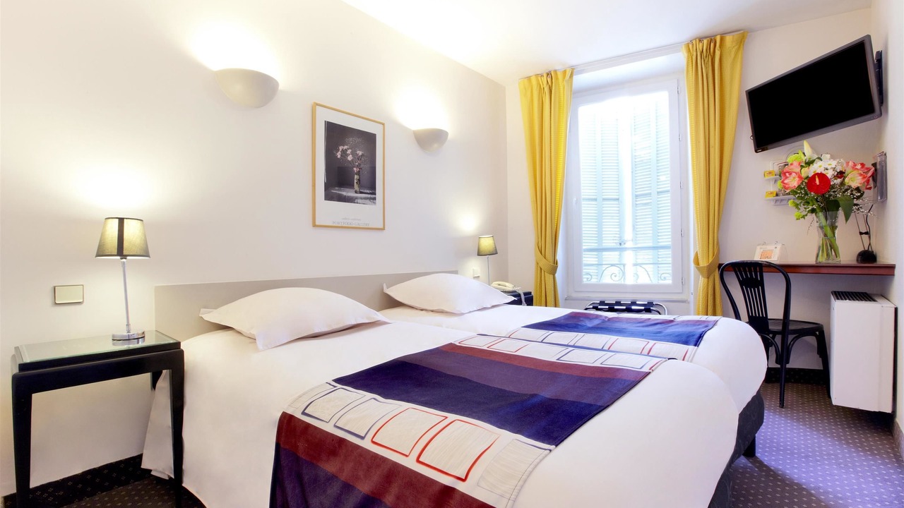 Photo of Bedroom in Faubourg