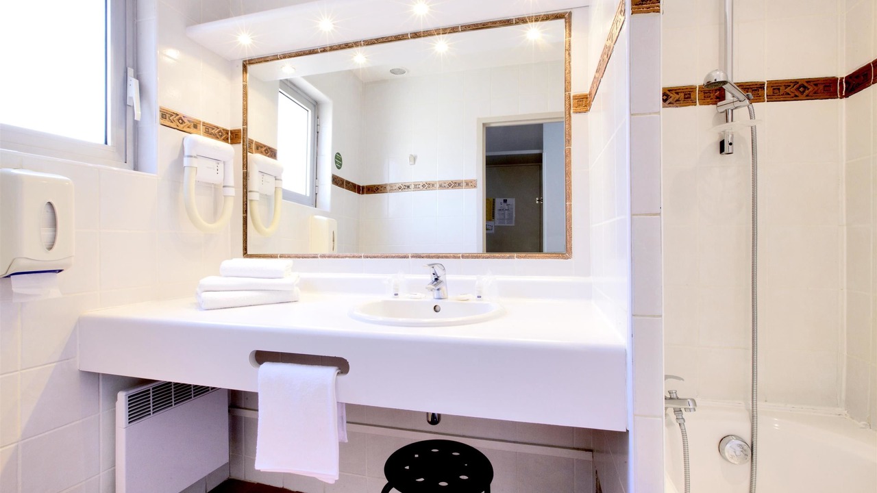 Photo of Bedroom in Faubourg