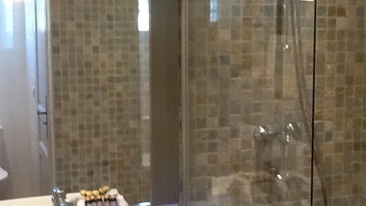 Photo of Bathroom in St.-Remy-de-Provence
