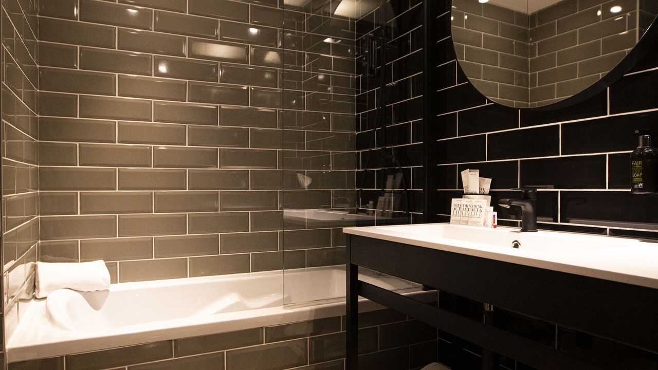 Photo of Bathroom in Ferney-Voltaire