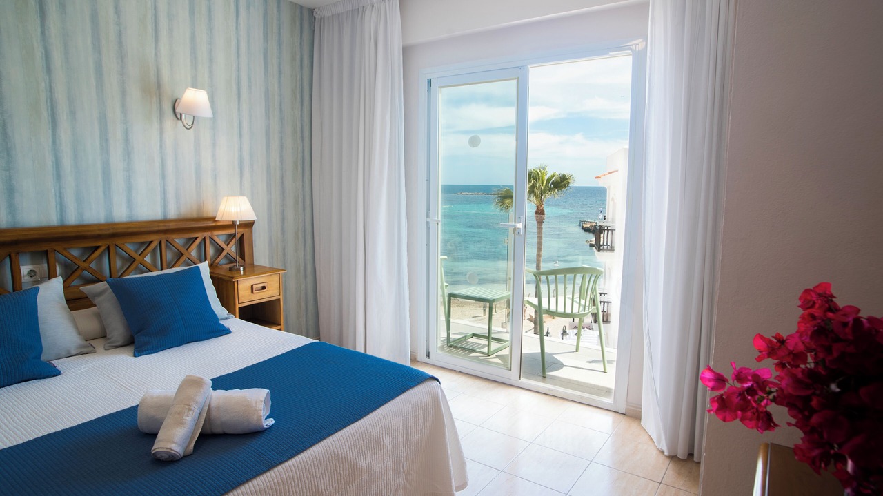 Photo of Bedroom in Es Canar