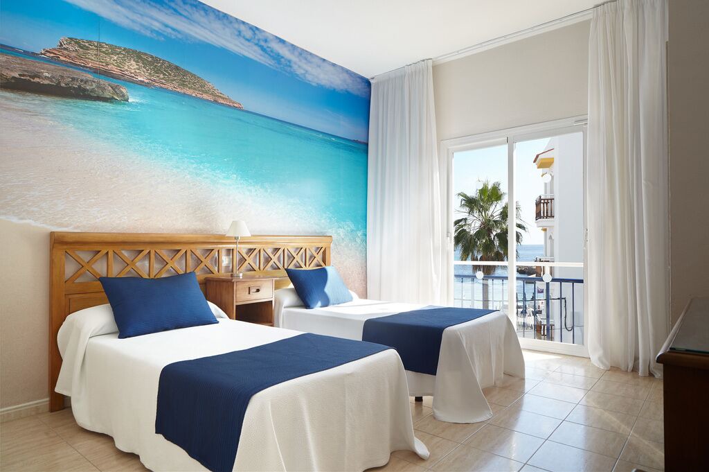 Photo of Bedroom in Es Canar