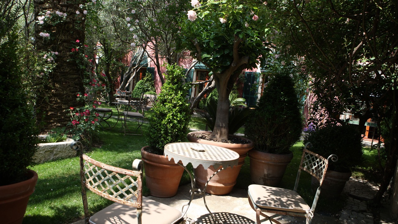 Photo of Bedroom in Faubourg