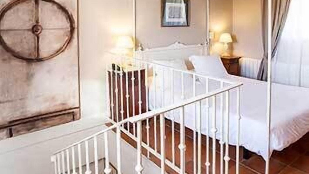 Photo of Bedroom in Imon