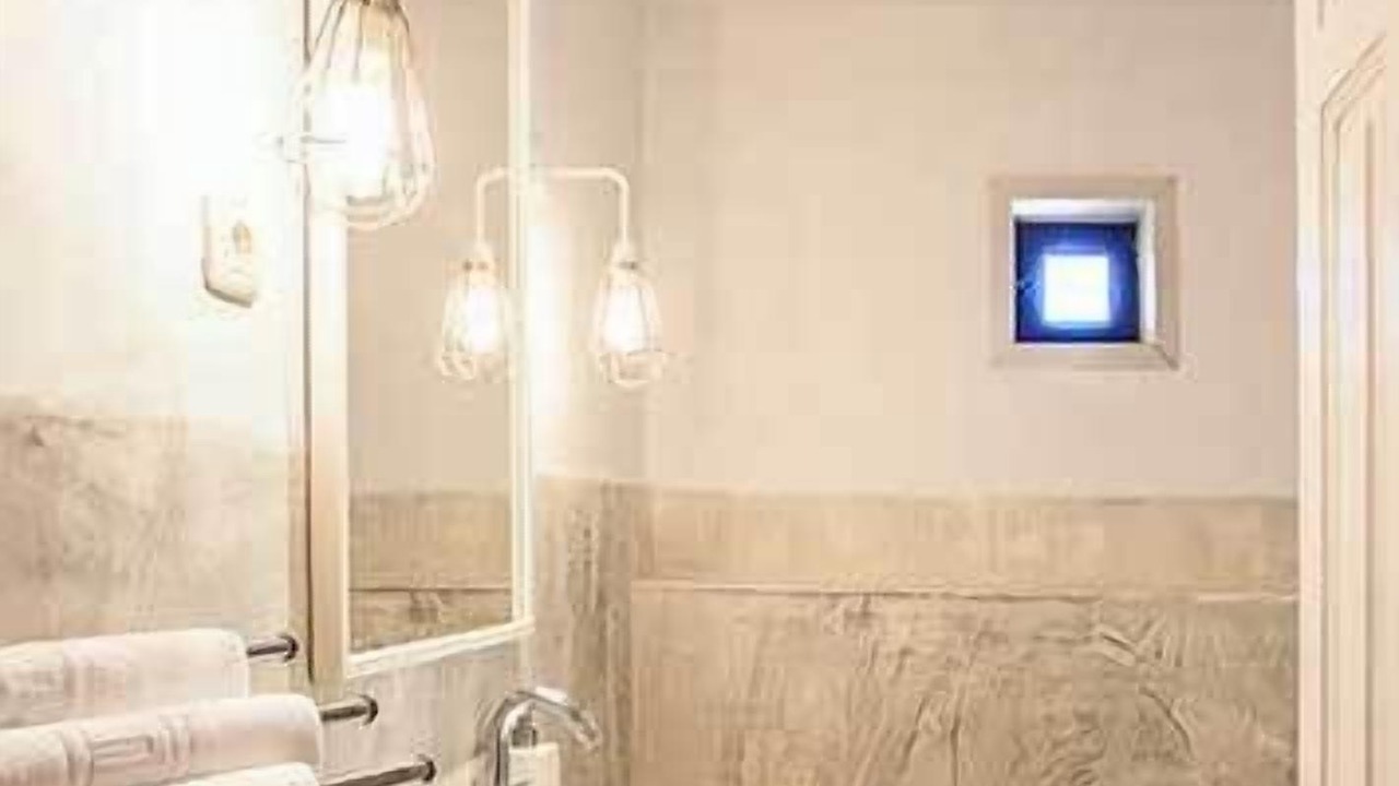 Photo of Bathroom in Imon