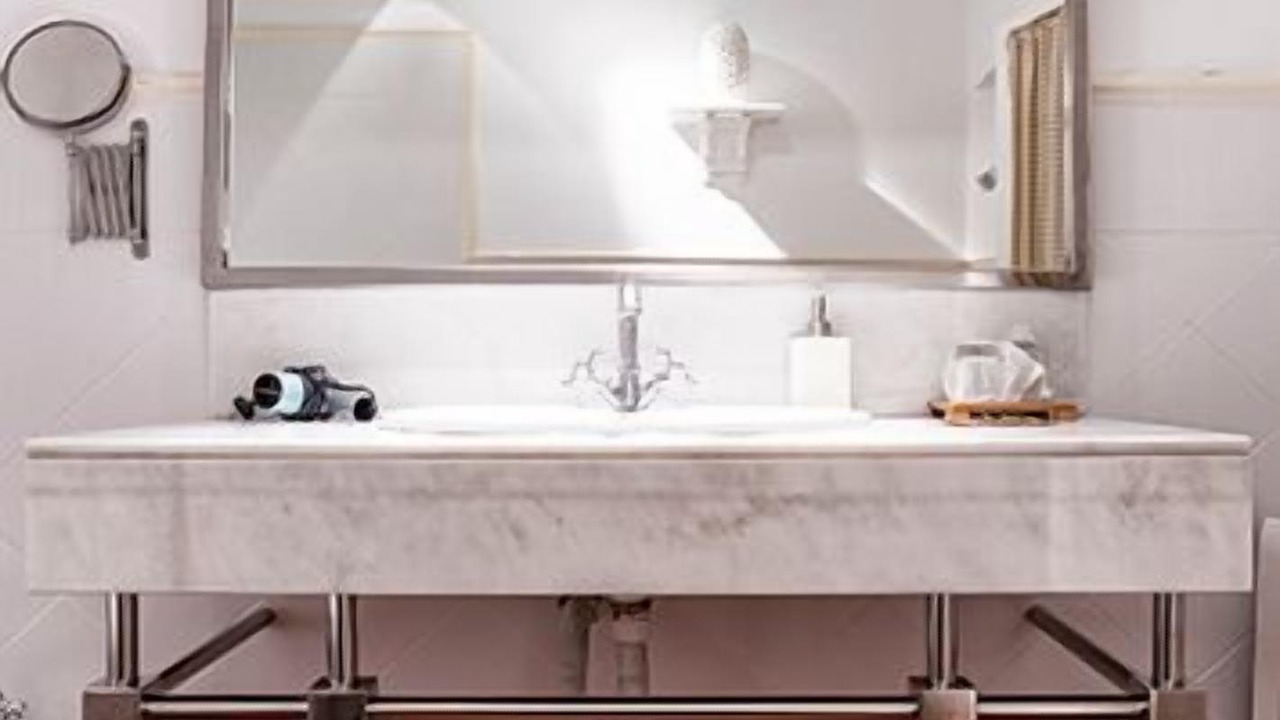 Photo of Bathroom in Imon