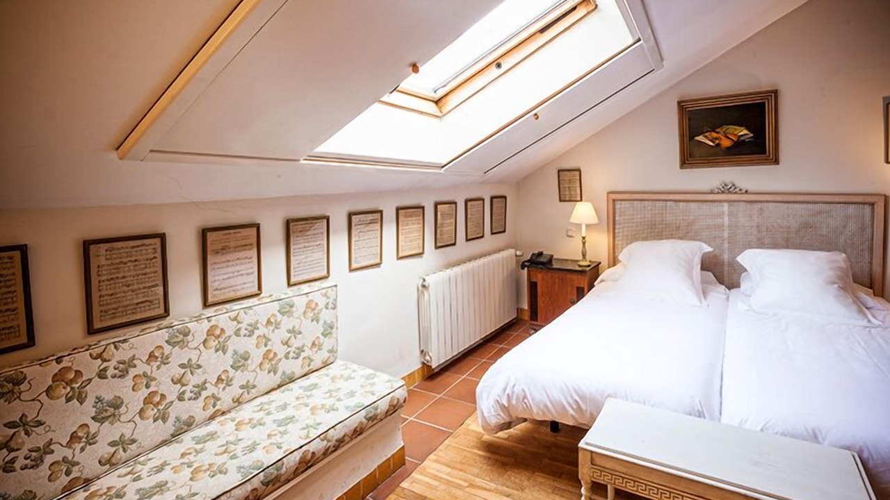Photo of Bedroom in Imon