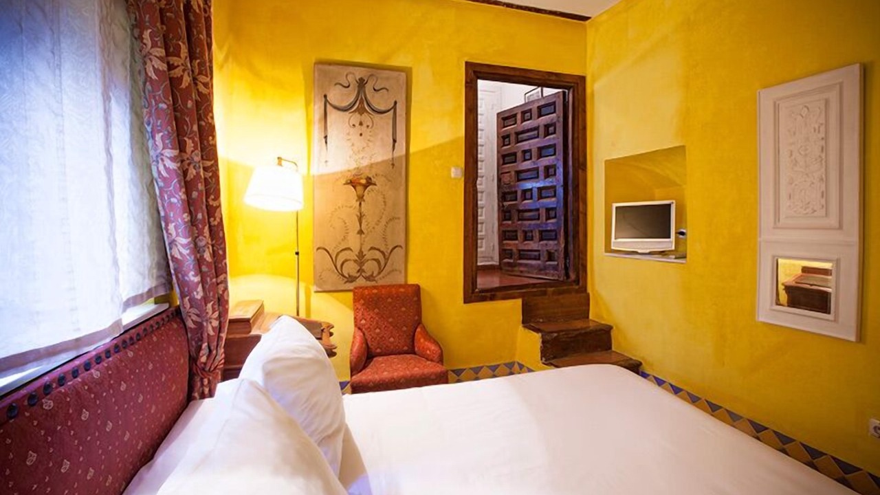 Photo of Bedroom in Imon