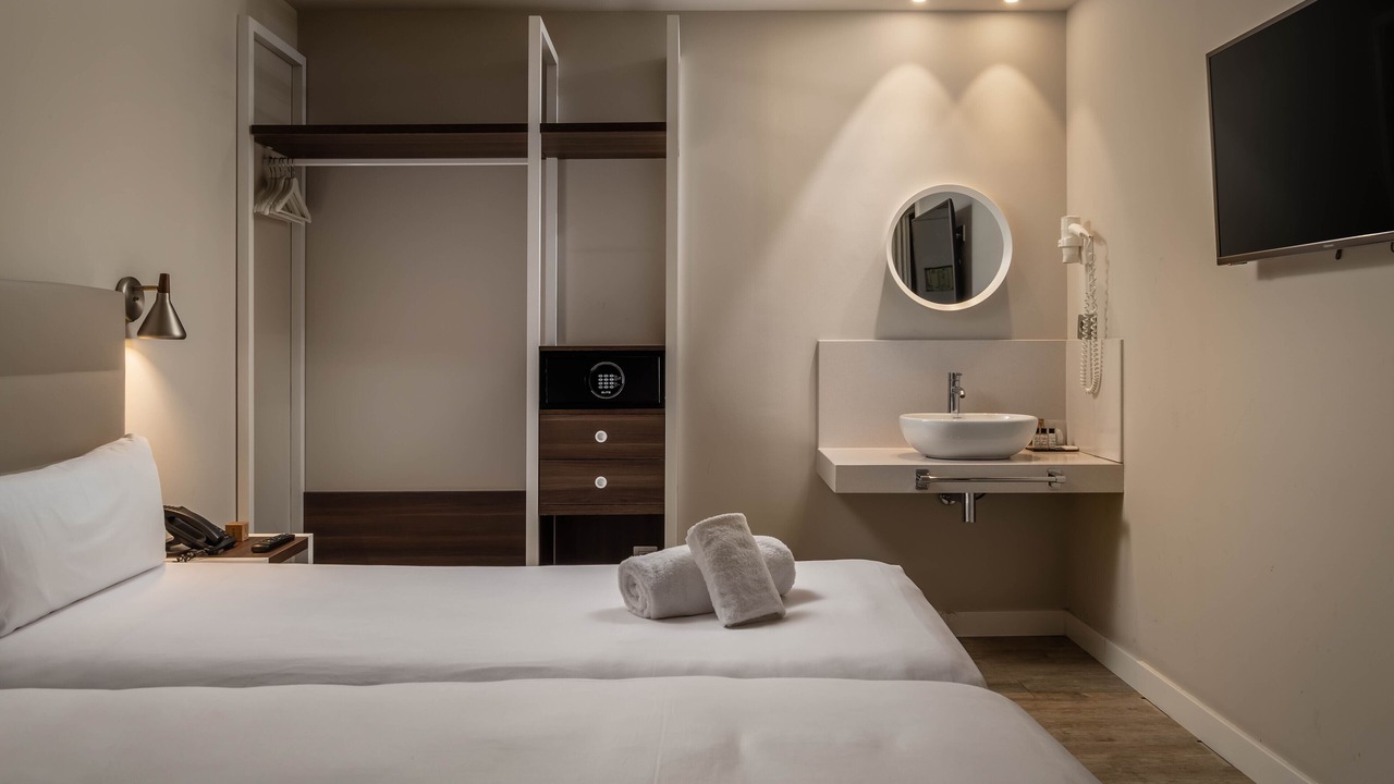 Photo of Bedroom in Sants-Badal